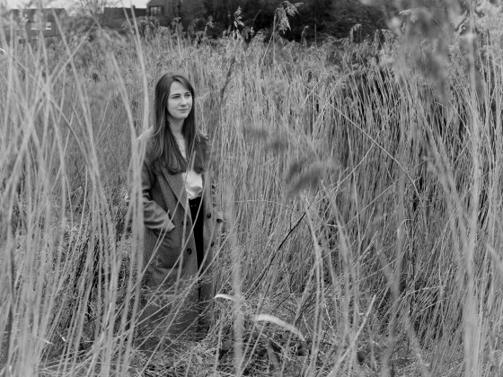 Louise Nealon (b. 1991) is a writer from Co. Kildare. She currently lives in Belfast, where she is working on her third novel. Literature Ireland has supported the translation of her work into German, Italian and Polish.