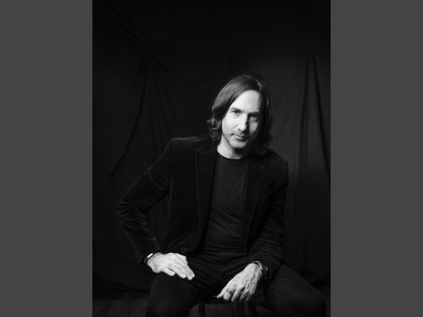 Paul Lynch (b. 1977) is the author of five acclaimed novels. He won the Booker Prize in 2023. Literature Ireland has supported the translation of his work into 16 languages.